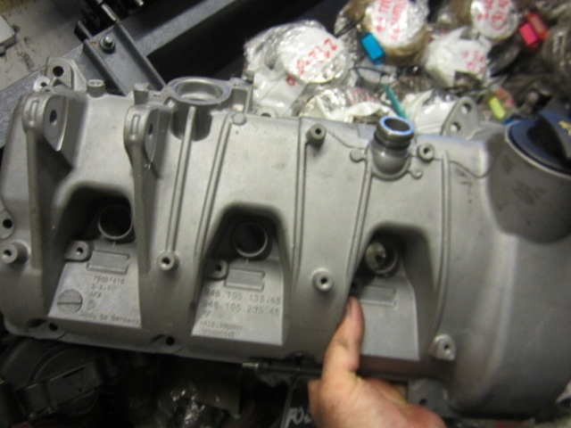 PORSCHE CAYENNE 3.6 V6 COUVERCLE DE SOUPAPES 94610513545 94610523545 75001410