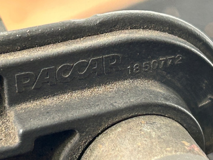 CONDUITES DE DÉRIVATION CARBURANTS DAF XF 106 2000527 2000528 1850772