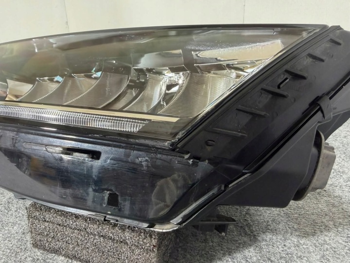SKODA OCTAVIA IV 4 5E4 COMPLET LED PHARE GAUCHE GAUCHE AVANT AVANT PROJECTEUR