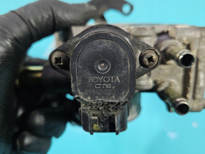 PAPILLON DES GAZ TOYOTA AURIS I 22270-22050 1.4 VVT-I