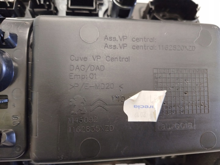 BOÎTE À GANTS CENTRAL CITROEN C4 SPACETOURER 2019R- 1162820XZD 1162835XZD
