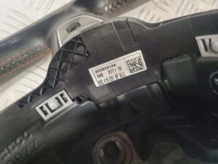 VOLANT AUDI A4 (8W2, B9) 8K0419091BF 3.0L GASOLINE 2011