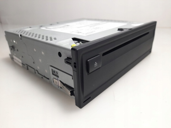 AUDI A3 8V MODULE LECTEUR DE CARTE CD LECTEUR DISQUES RADIO 8V0035870 SUPER ÉTAT