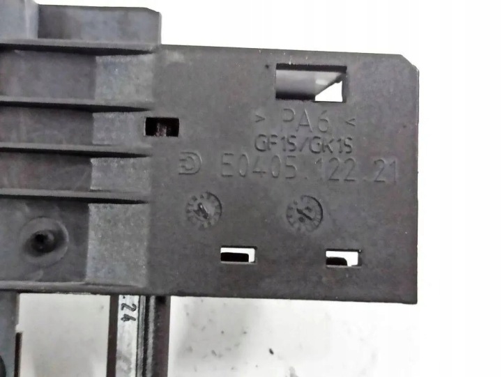 ACCOUDOIR MERCEDES-BENZ CLK (C209) E040512223 34315862 3.2L 2003