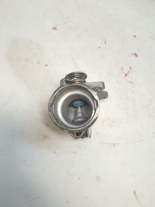 CHÂSSIS THERMOSTAT MERCEDES W212 3,0 CDI V6 6422001615
