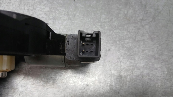 PETIT MOTEUR VITRES GAUCHE ARRIÈRE MAZDA 6 GG 02R 1.8B BERLINE GJ6A 5858X