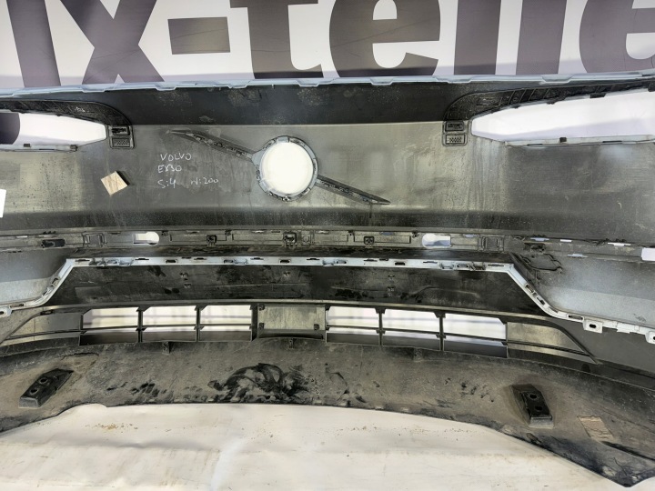 VOLVO EX30 EX-30 PARE-CHOCS AVANT AVANT 2023- 31345658