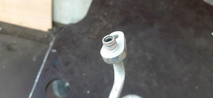 FIL TUYAU TUYAU CLIMATISATION 1.6 HDI CITROEN DS5 9674492980