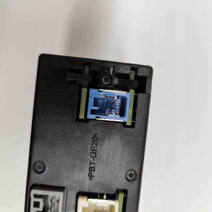 USB MAZDA MX-30 (DR) DN4E669U0B 30429127 105KW 2020