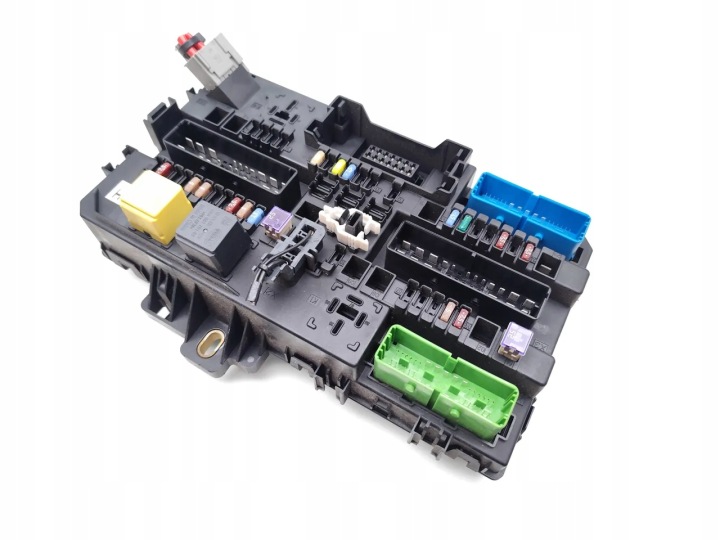 VAUXHALL ZAFIRA CHÂSSIS MODULE FUSIBLES 1.8 ESSENCE 103KW (140 HP) 2014