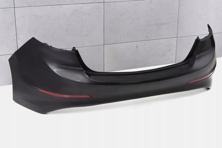 HYUNDAI ELANTRA VI AD 2015-2018 PARE-CHOCS ARRIÈRE AVEC ODBLASKAMI 86611F2000
