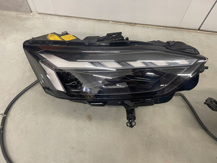 PHARES AUDI RS5 8W LASER 2023 PARFAIT COMPLET EUROPE 8W6