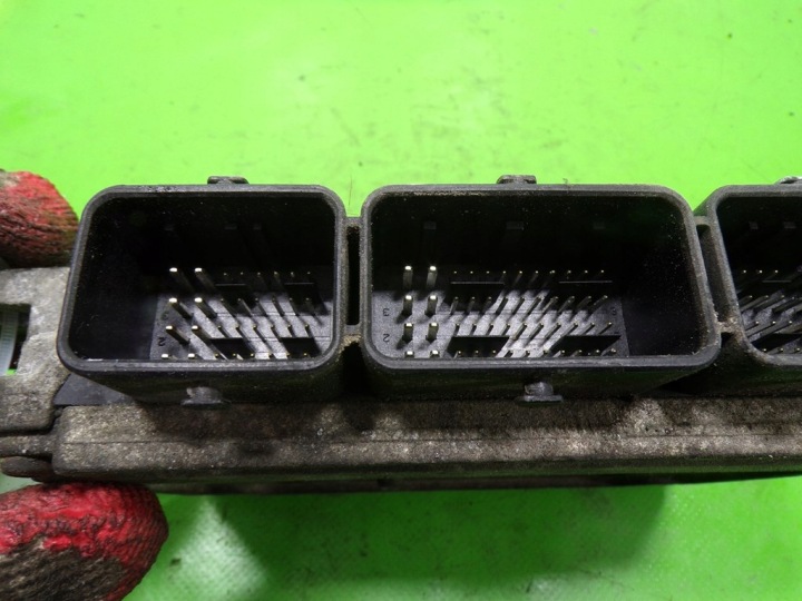 CITROEN C8 2.0 16V ORDINATEUR IAW6LP1.05 9652098580