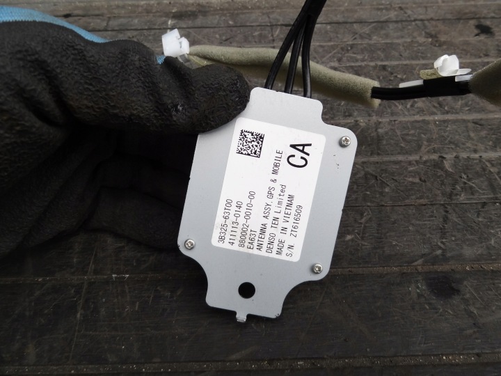 SUZUKI SX4 S-CROSS II 2023 RADIO NAVIGATION ANTENNE GPS 3A102-63T30 EUROPE