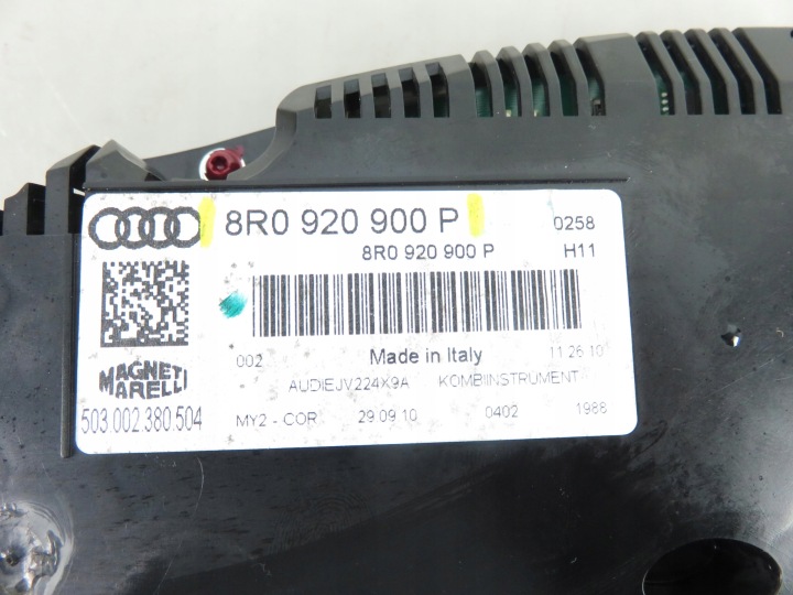 COMPTEUR AUDI Q5 2.0 TDI 8R0920900P
