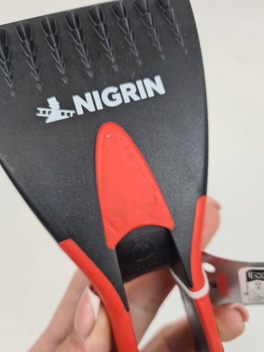 RACLOIR VERS VITRE AUTOMOBILES NIGRIN 114580 ERGONOMIQUE 1 PIÈCE