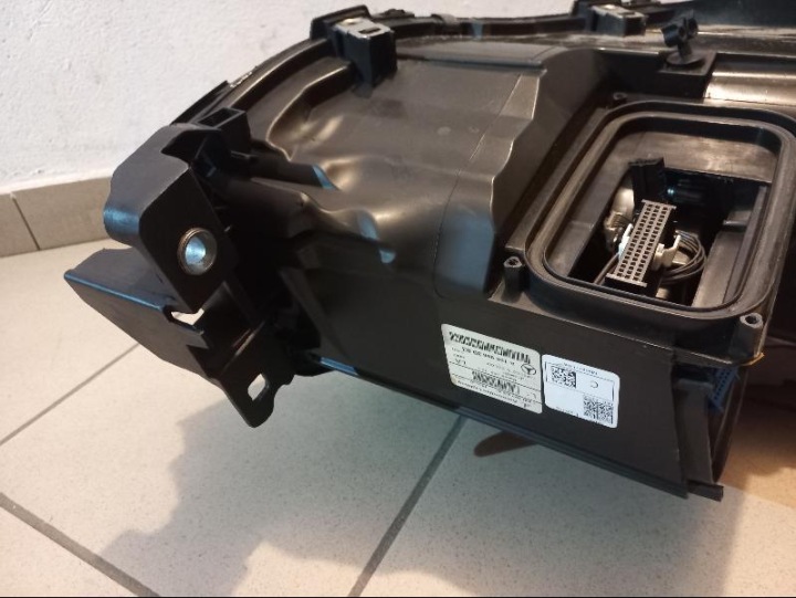 MERCEDES GLE ILS W166 A166 PHARE GAUCHE AVANT