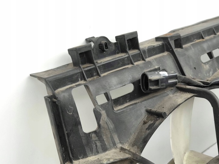 TOYOTA AVENSIS T250 2006 VENTILATEUR RADIATEUR 422750
