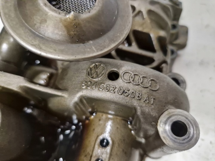 POMPE HUILES AUDI A4 B6 2.0 FSI 150 KM AWA 8045020508AT