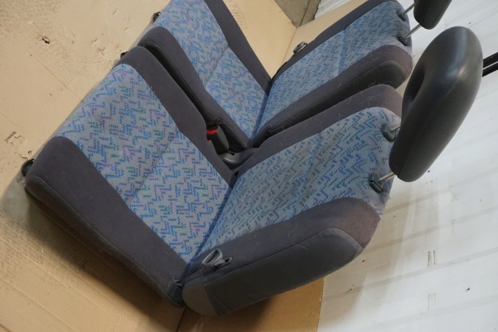 TOYOTA RAV4 I BANQUETTE ARRIÈRE SIÈGE ARRIÈRE 3D 94-00R ENSEMBLE