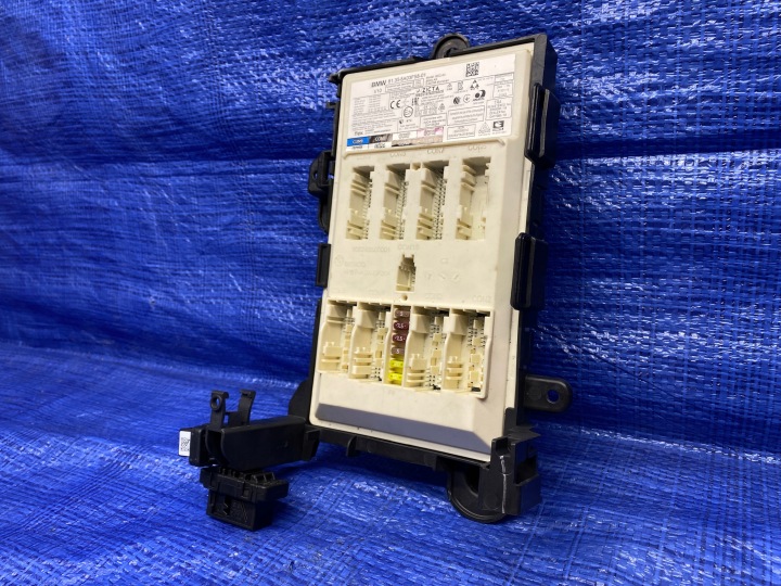 MODULE CONFORT CONTRÔLEUR BDC V10 BMW G20 G21 5A03F58