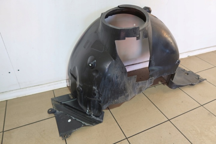 MERCEDES W209 CLK PASSAGE DE ROUE AVANT GAUCHE AVANT 2098840722 2098840522