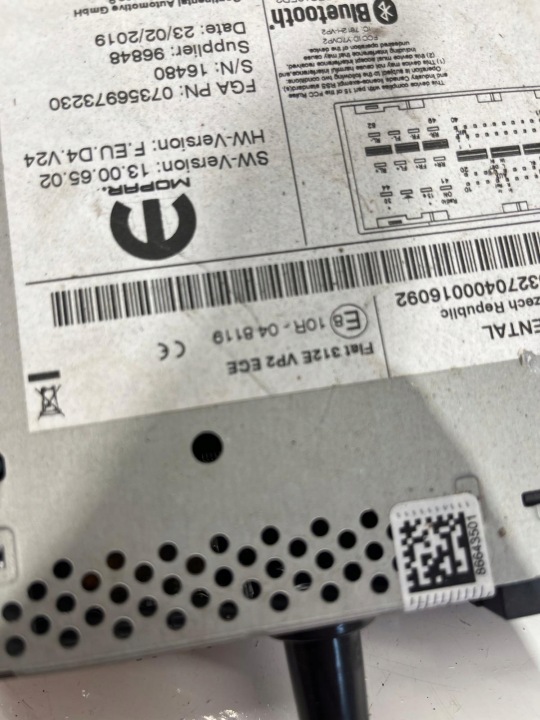 FIAT RADIO AUTORADIO 10R-048119