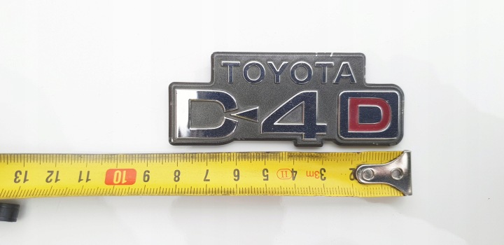 TOYOTA AVENSIS T25 COROLLA E12 VERSO EMBLÈME INSCRIPTION INSIGNE D4D LOGO