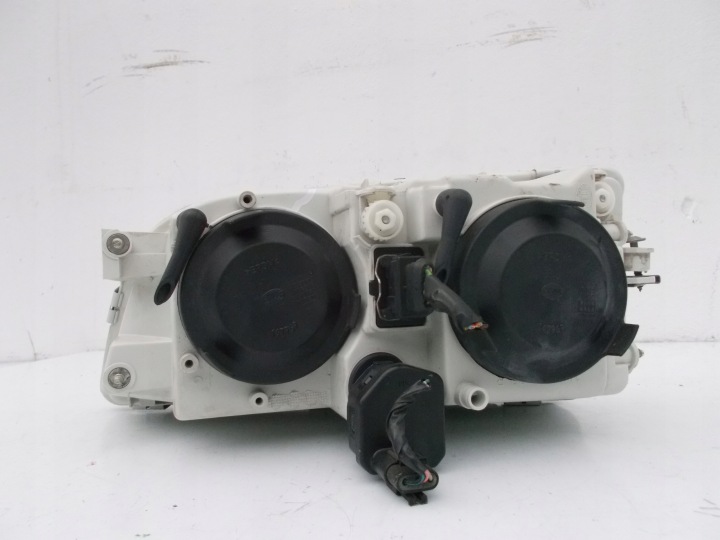 PROJECTEUR PHARE VOLVO V40 S40 LIFT DROIT 1AG007861-33