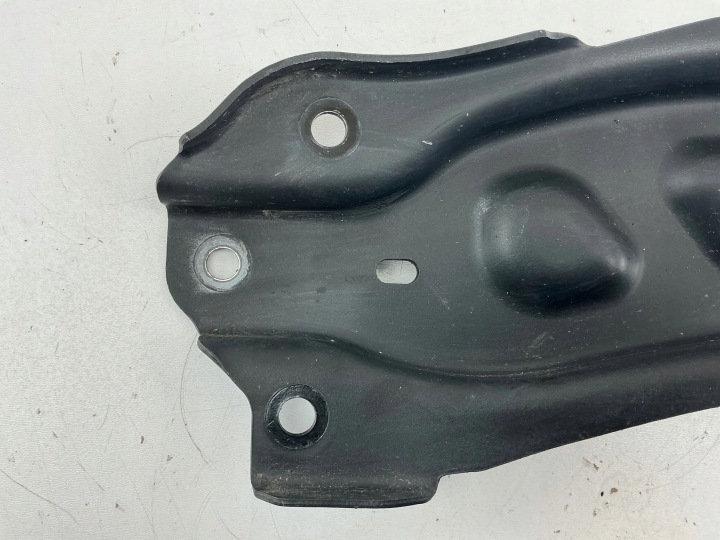 MERCEDES-BENZ A W176 2016 BRAS DE SUSPENSION ARRIÈRE