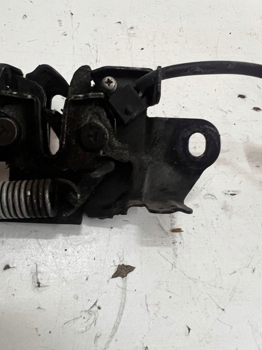 SERRURE CAPOTS COUVERCLES AVANT MAZDA 2 DJ 2014-