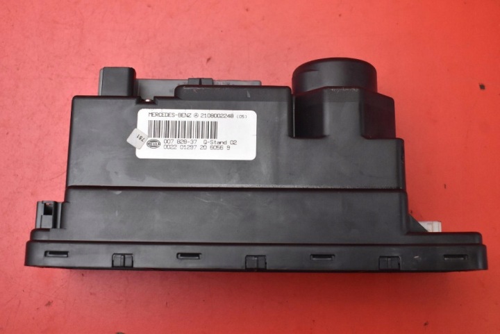 POMPE CENTRAL SERRURE 2108002248 MERCEDES E-KLASA W210 UNIVERSEL LIFT 99-02