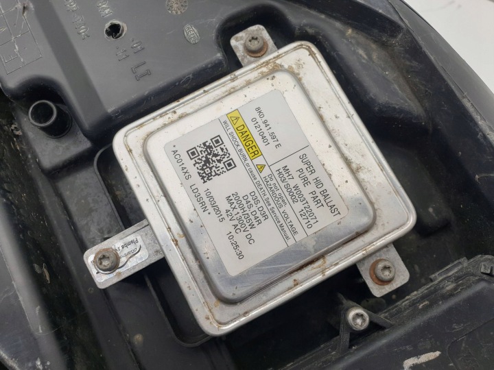 PHARE AVANT DROITE AUDI A6 C7 4G0941031