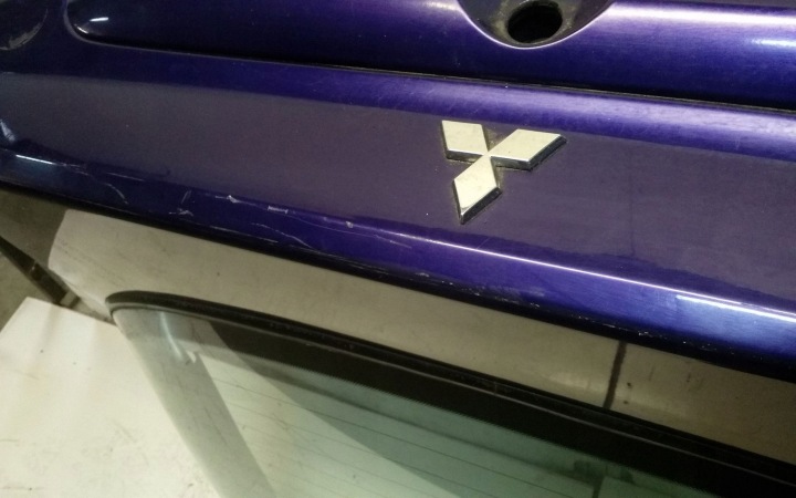 2003 MITSUBISHI CARISMA COUVERCLES DE COFFRE COUVERCLES DE COFFRE