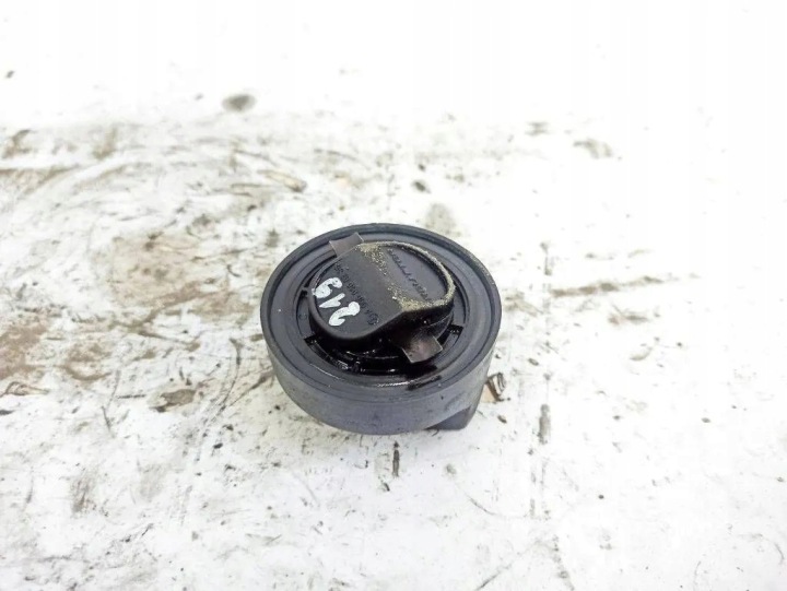 BOUCHON GOULOTTE DE REMPLISSAGE HUILES MERCEDES W164 A0000100385
