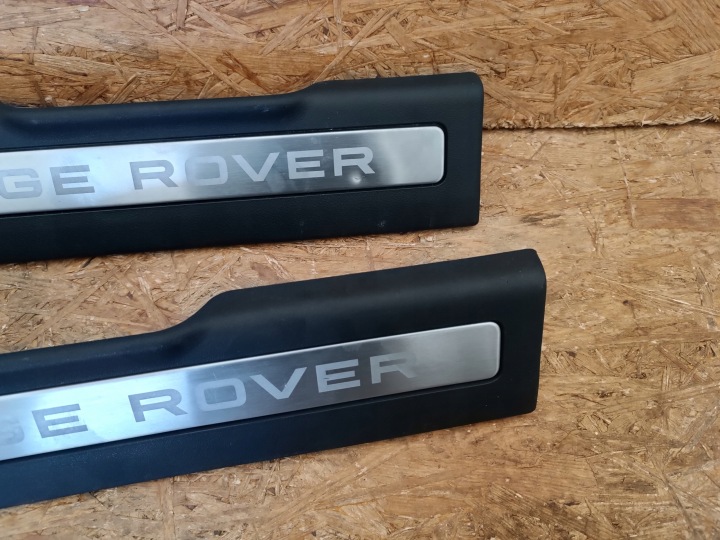 REVÊTEMENT SEUIL MOULURE SEUIL GAUCHE DROITE AVANT RANGE ROVER L538