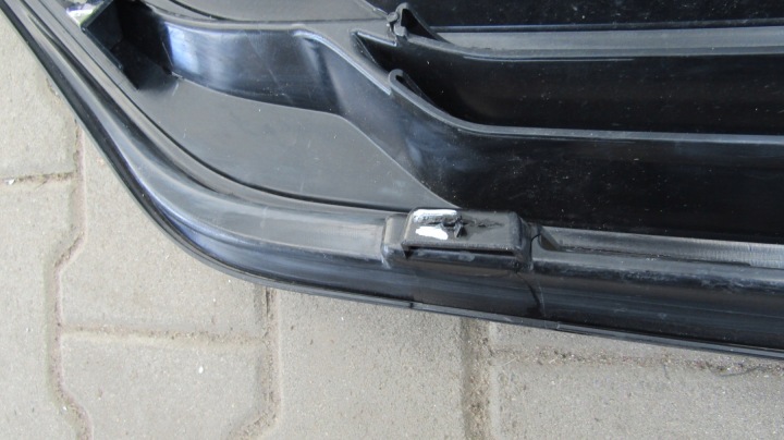 GRILLE CALANDRE CHROME AVANT IVECO DAILY 5 V 22-