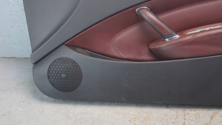 PEUGEOT 407 COUPÉ COLLECTEUR PORTES DROIT UK (A252)