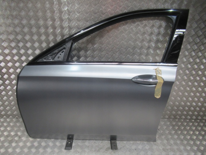 MERCEDES W213 PORTES AVANT GAUCHE DROIT 297 F1330 F1333