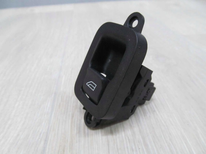 VOLVO V50 S40 04-12 COMMUTATEUR COMMUTATEUR PANNEAU VITRE ARRIÈRE OE 30774163