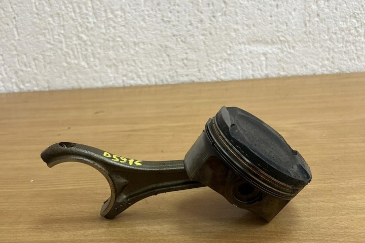 PISTON BMW 5 (F10) 089203 2011