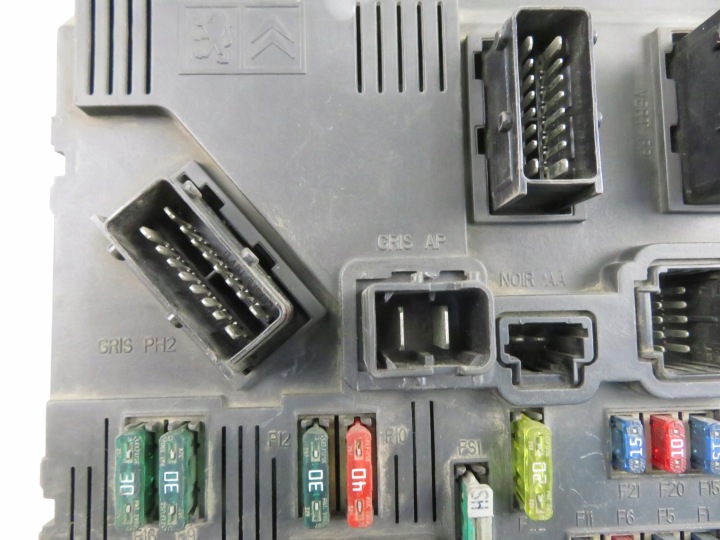MODULE FUSIBLE S118085120A, 9649627980