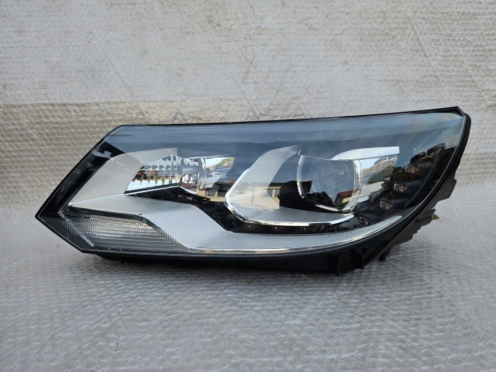 VW TIGUAN 5N1 LIFT PHARE GAUCHE OU DROITE GRILLE 5N1941034 5N1941033 5N0853653