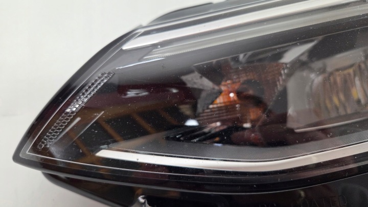 PHARE AVANT AVANT GAUCHE VW GOLF VIII 2019R.- 5H1941005B COMPLET LED