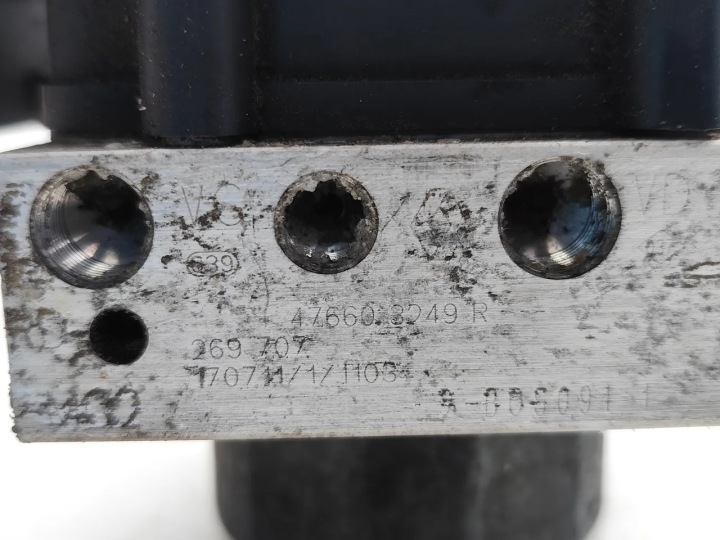 DACIA SANDERO POMPE ABS TCE 90 ESSENCE 66KW (90 HP) 476603249R 0265956560