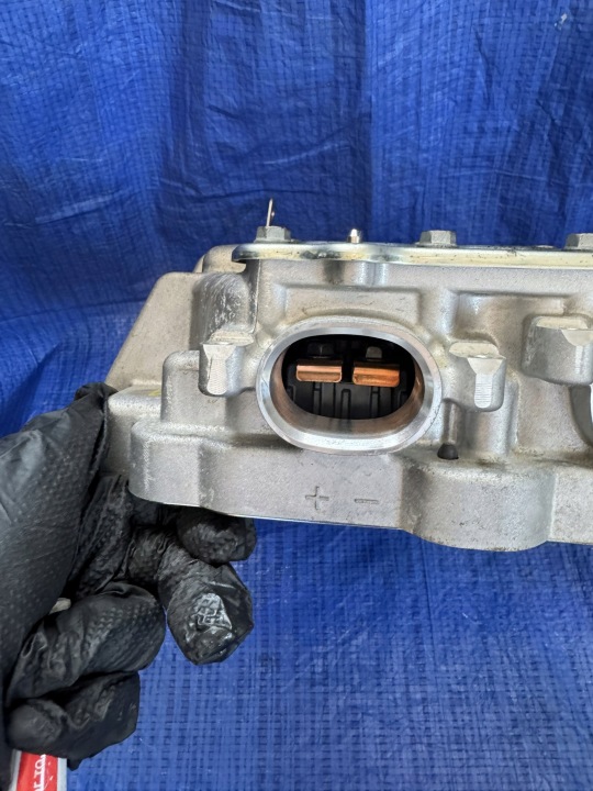 FALOWNIK CONVERTISSEUR TENSION RENAULT MEGANE V E-TECH 291A05MZ1B