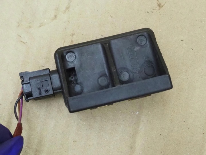 CAPTEUR ESP MERCEDES W203 A0025427218 Q01