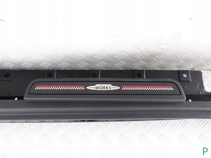 MINI F60 JCW COUNTRYMAN MOULURE SEUIL DROIT (B15)