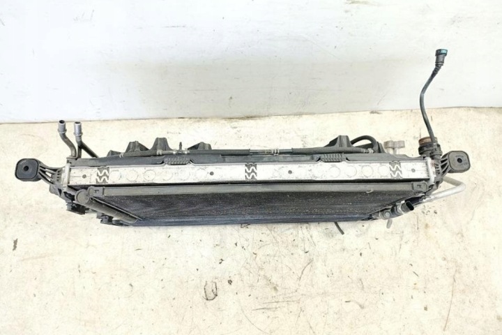 RADIATEUR EAU PORSCHE MACAN (95B) 8K0121251AL GASOLINE 250KW 2015
