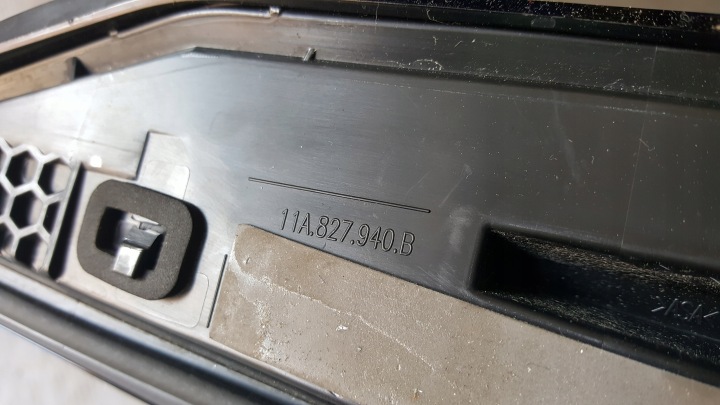 FIXATION BECQUET L+P VW ID.4 11A827939B/940B